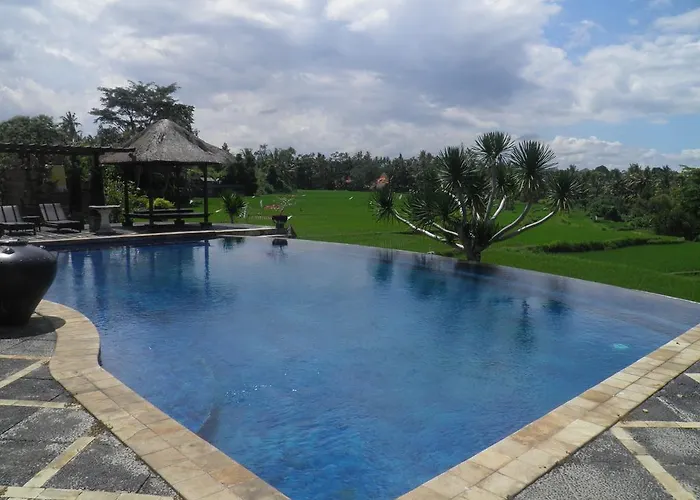 Resort Bumi 3*