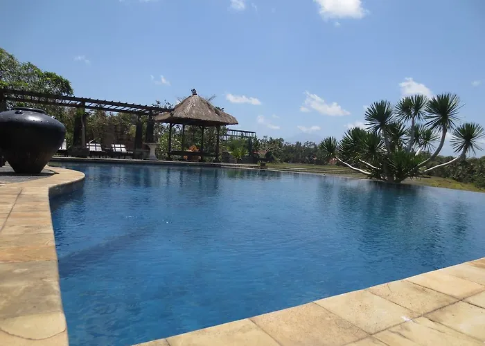 Bumi Resort 3*