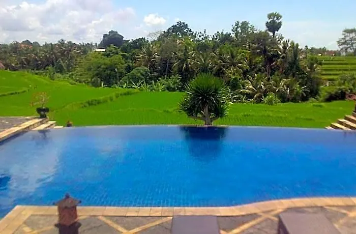 Resort Bumi 3*